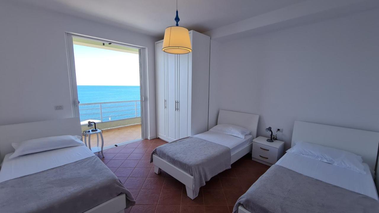 Sarande Barracuda View Apartment Exterior photo